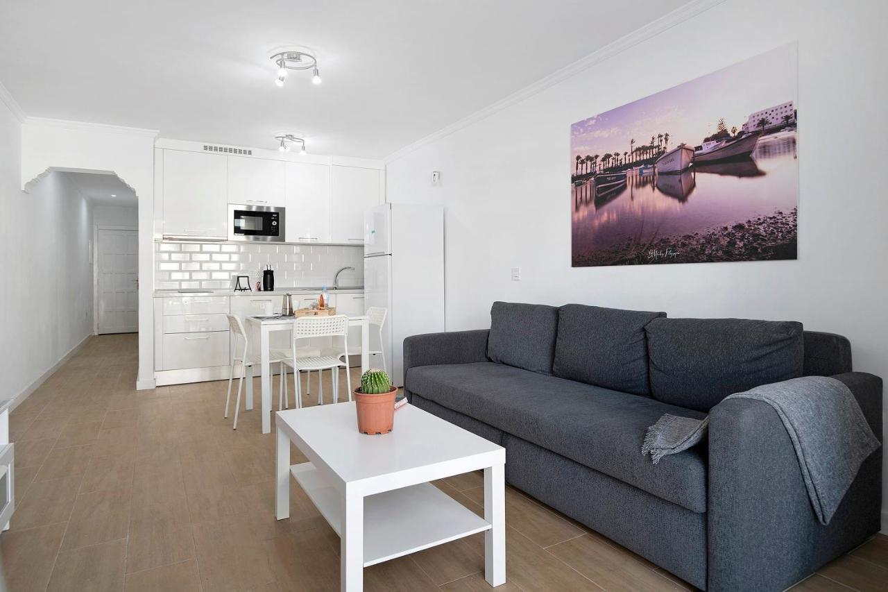 Ianoa Apartment ติอาส ภายนอก รูปภาพ